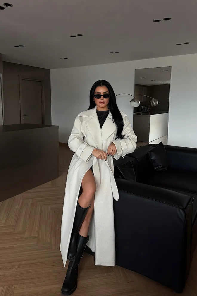 EYYO ATELIER معطف أبيض أنيق طويل بزر واحد ملابس بالجملة 1