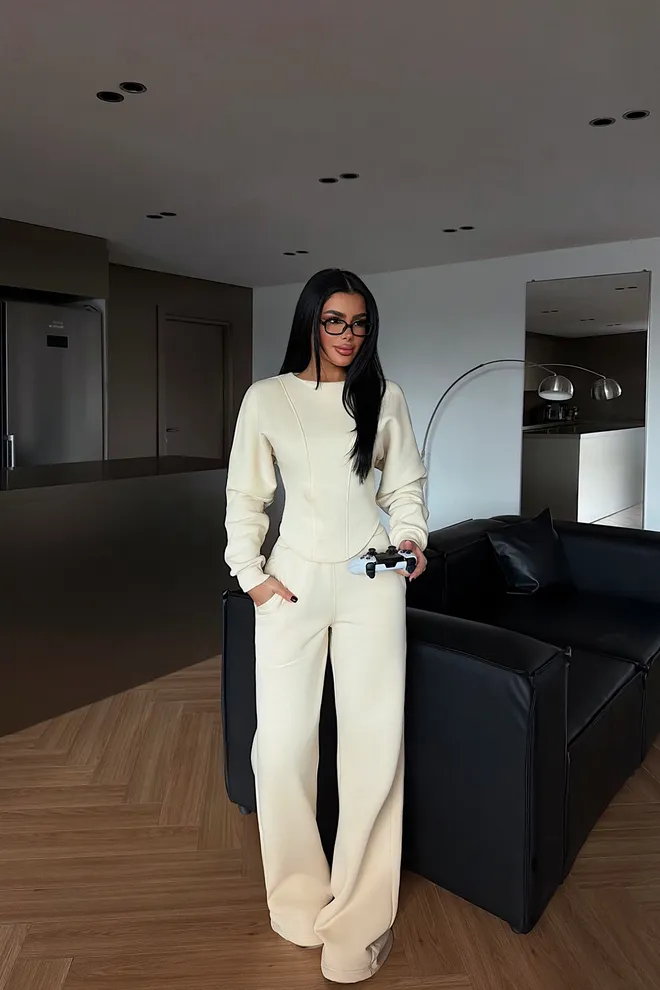 EYYO ATELIER Trening Bej Cu Pantaloni Palazzo Și Buzunare Oblice Îmbrăcăminte cu ridicata Lejer