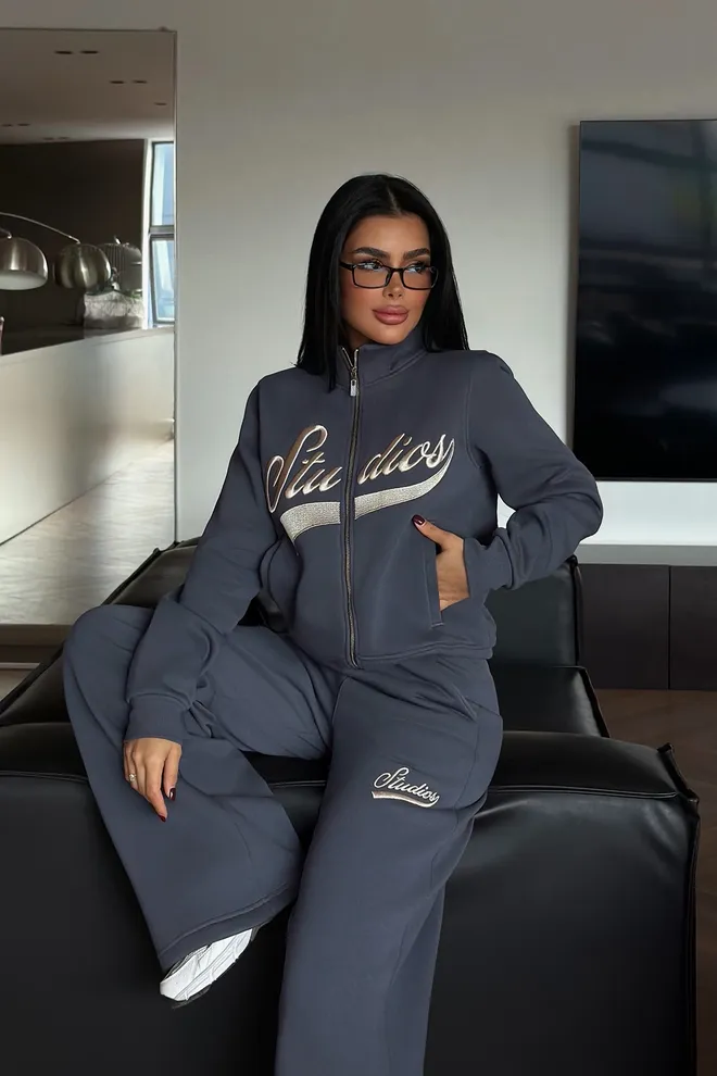 EYYO ATELIER Grey Tracksuit Oversized Jogger With Zip Up Closure Wholesale Clothing 1