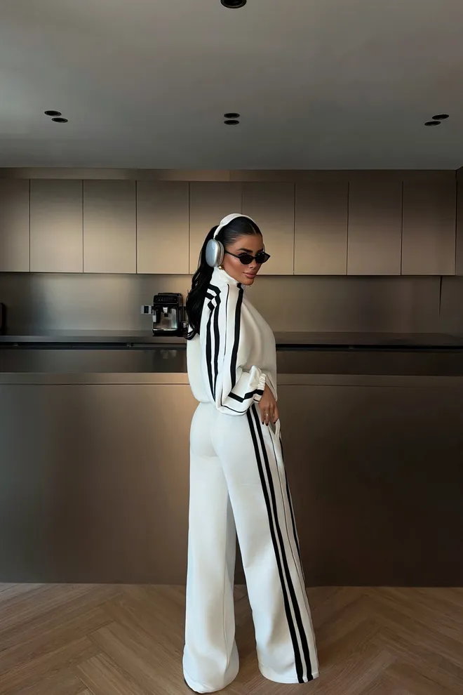 EYYO ATELIER White Oversized Fit Tracksuit With Striped Pattern Wholesale Clothing Spring