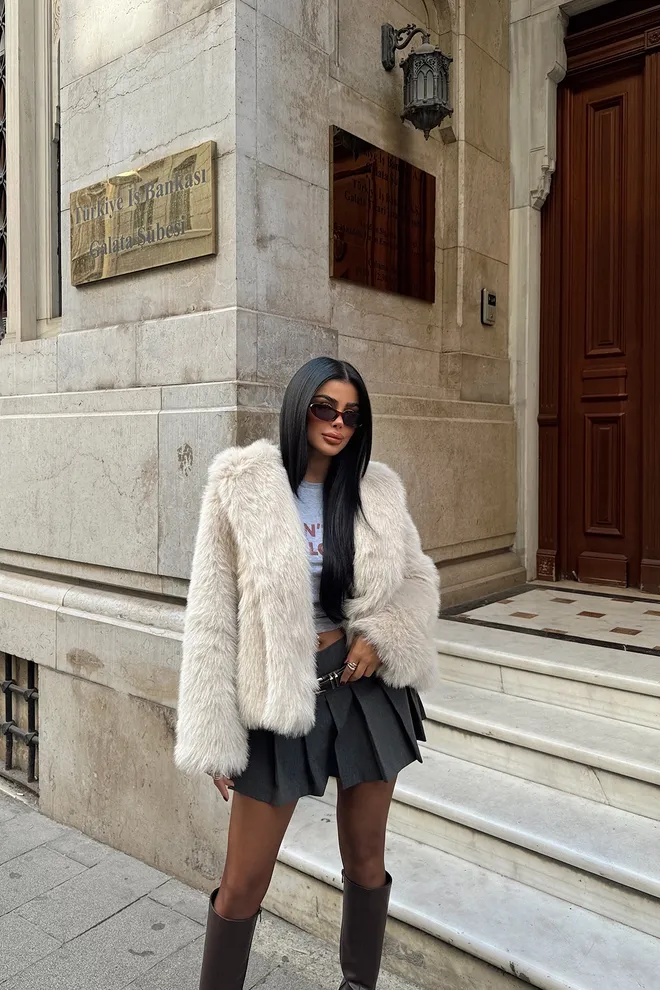 EYYO ATELIER Cream Short Fur Wholesale Clothing 2