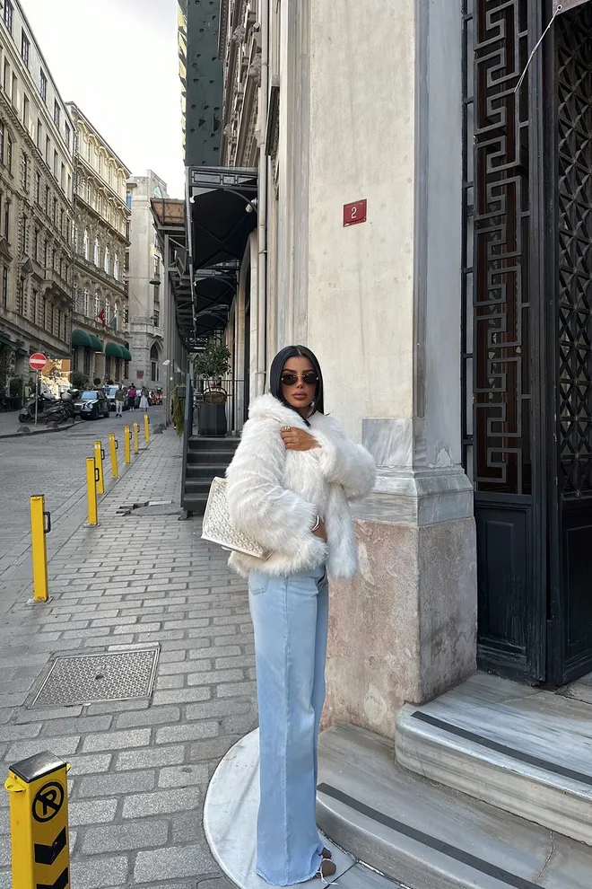 EYYO ATELIER White Short Fur Wholesale Clothing Winter