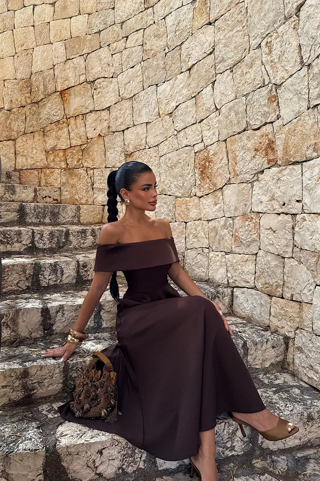 EYYO ATELIER Zarif Kahverengi A Kesim Omzu Açık Elbise Toptan Giyim 1