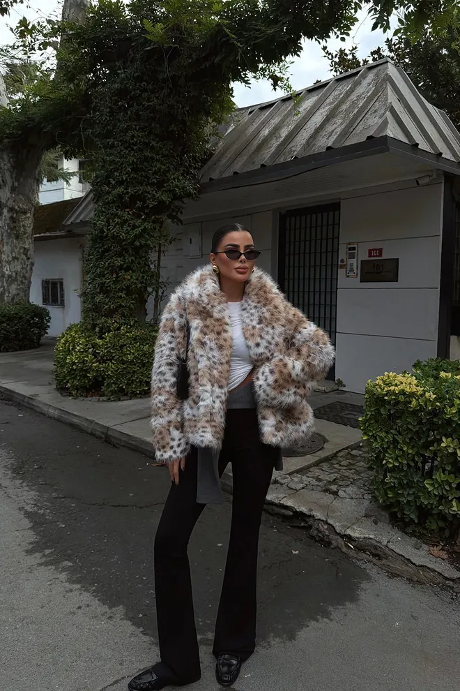 EYYO ATELIER Blouson En Fourrure Motif Animalier Couleur Mélange Vêtements en gros Ancien