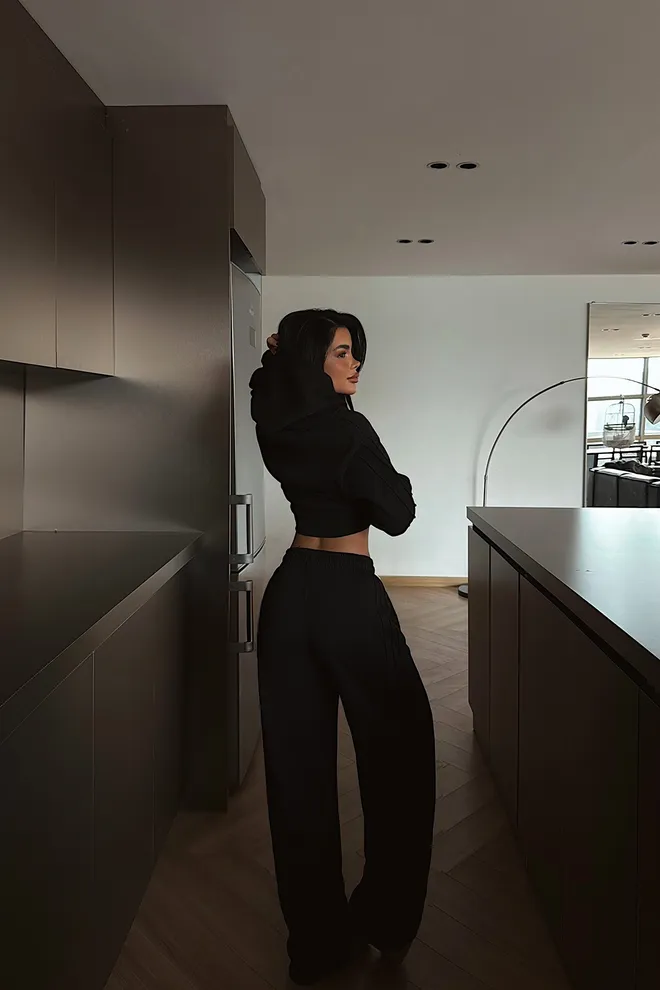 EYYO ATELIER Black Tracksuit Casual Sport Streetwear Jogger Set Wholesale Clothing 1