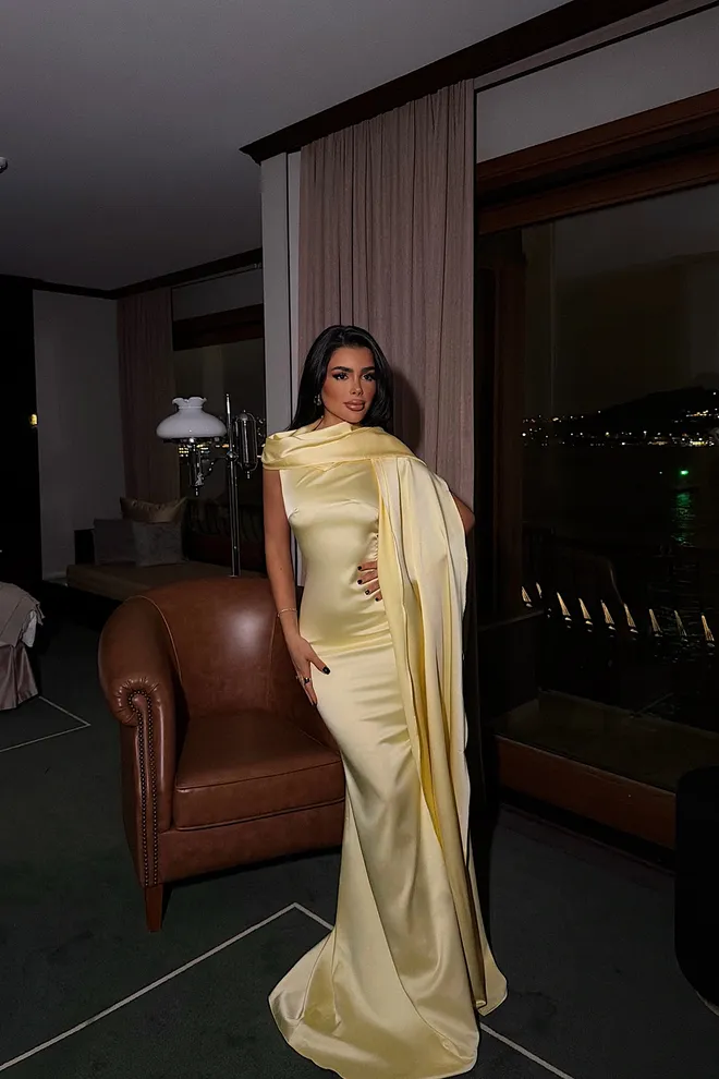 EYYO ATELIER Rochie Galbenă Elegantă Draperie Până La Podea Decolteu Drapat Îmbrăcăminte cu ridicata Formal