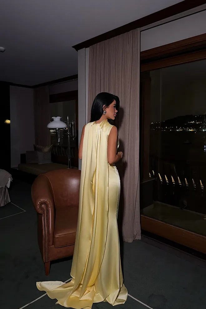 EYYO ATELIER Žuta Elegantna Haljina Etui Do Poda Padajući Izrez Veleprodaja odjeće Proljeće