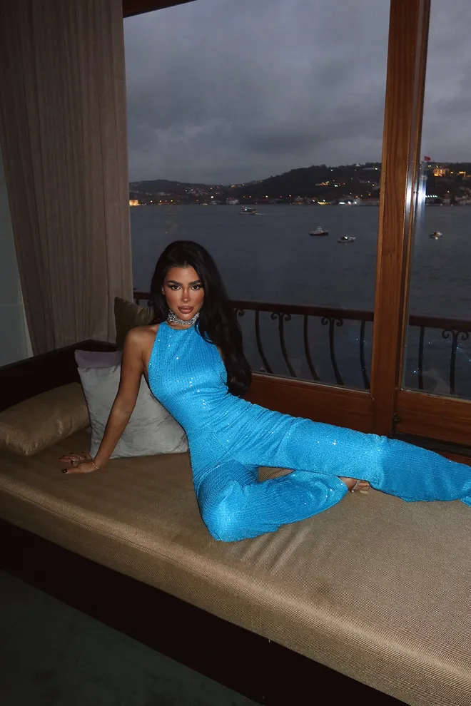 EYYO ATELIER Kombinezon Plava Sexy Elegantan Glamurozan Šljokice Bez Džepa Navlačenje Bez Rukava Uži Kroj Halter Izrez Triko Ravni Rukavi Veleprodaja odjeće 1