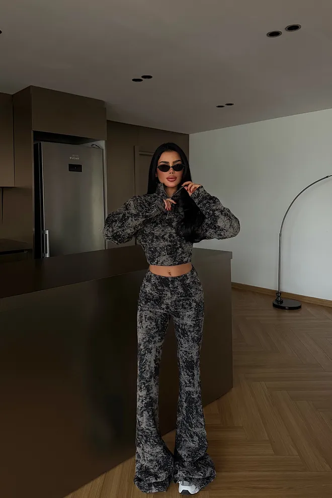 EYYO ATELIER Juodas Slim Fit Kasdieninis Kostiumas Su Bootcut Kelnėmis Didmeninė prekyba drabužiais Kokteilinė