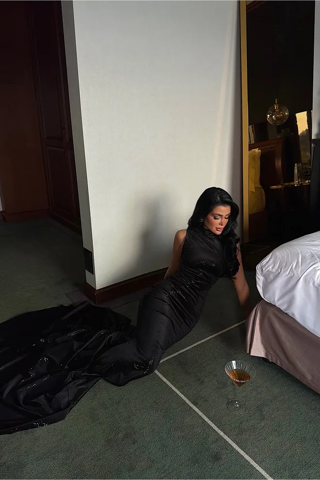 EYYO ATELIER Black Elegant Sequined Sheath Dress High Neck Wholesale Clothing 1