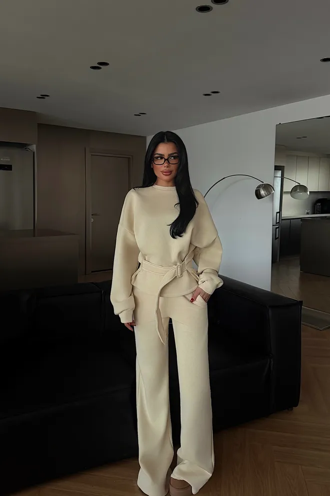 EYYO ATELIER Bež Trenirka S Širokimi Palazzo Hlačami Oblačila na debelo Skromno