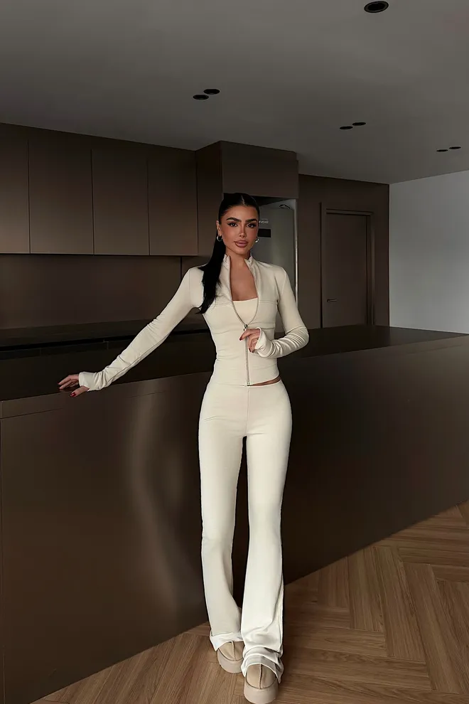 EYYO ATELIER Beige Décontracté Sport Sexy Ensemble Vêtements en gros 1