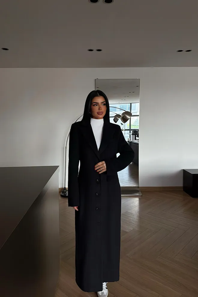 EYYO ATELIER Čierny Elegantný Jednorzadový Kabát S Vrúbkovaným Golierom Veľkoobchod s oblečením 1