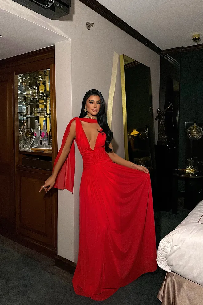 EYYO ATELIER Red Fit And Flare Dress With Plunging Neckline Wholesale Clothing Sexy