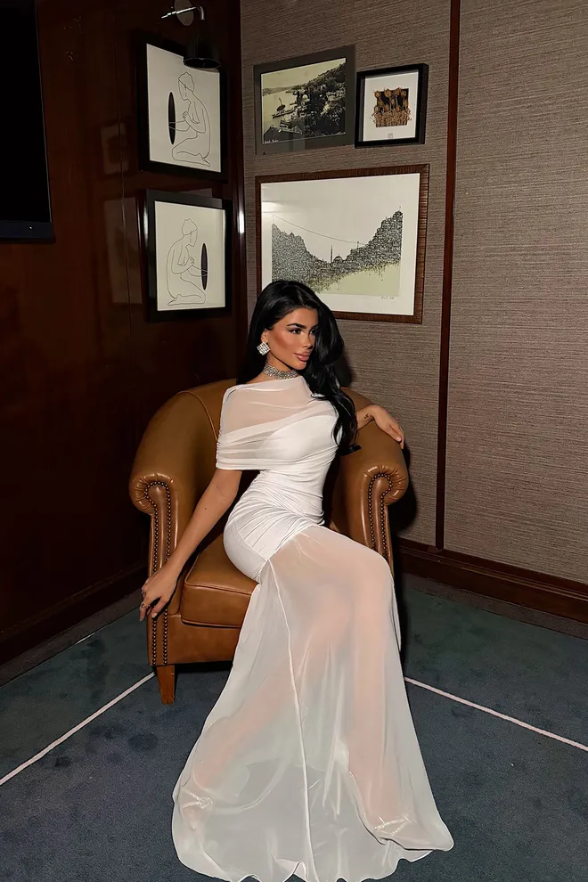 EYYO ATELIER Ασπρο Κομψό Glam Φόρεμα Θήκη Χονδρικό εμπόριο ενδυμάτων 1