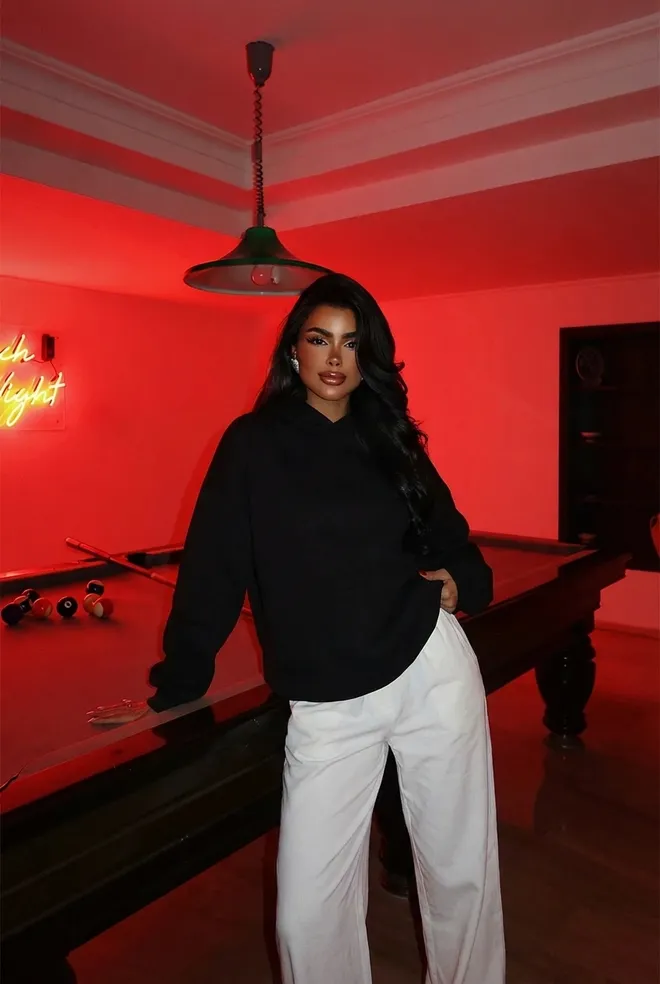 EYYO ATELIER Black Sequined Streetwear Crop Hoodie Oversized Fit Wholesale Clothing 5