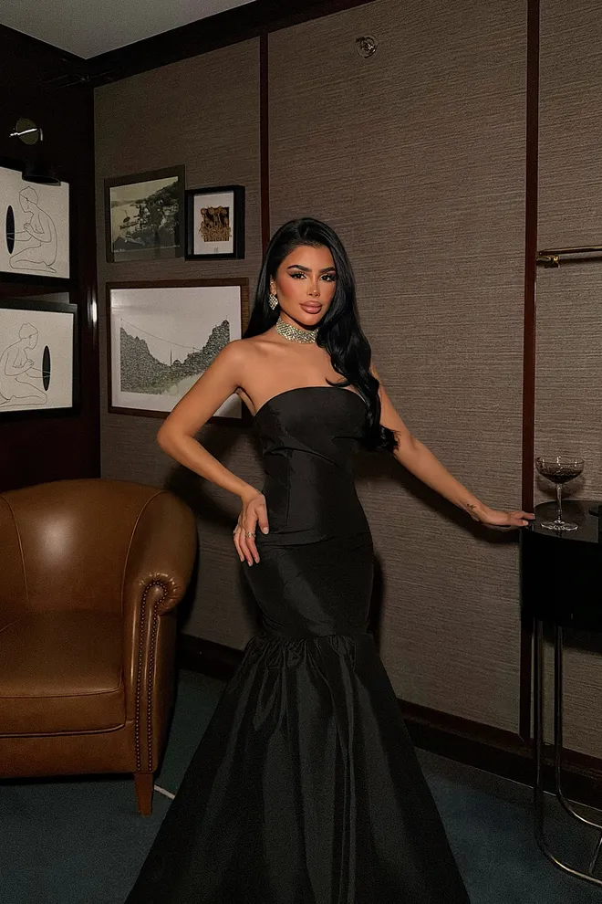 EYYO ATELIER Black Elegant Fit And Flare Dress Wholesale Clothing Spring