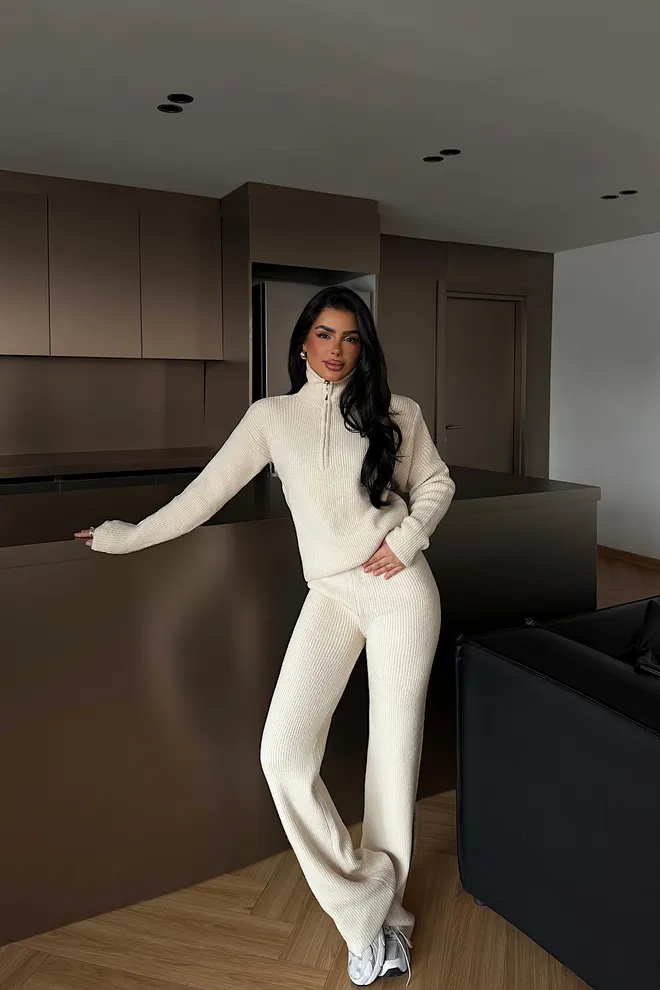 EYYO ATELIER Béžová Neformálna Športová Súprava S Palazzo Nohavicami Veľkoobchod s oblečením 1