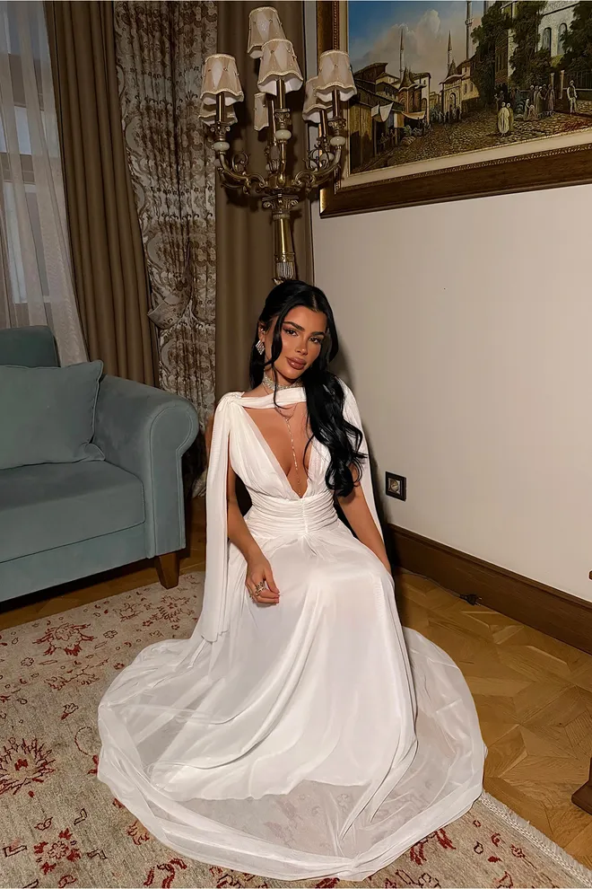 EYYO ATELIER Κομψό Ασπρο Φόρεμα Θήκη Με Ριχτό Λαιμό Χονδρικό εμπόριο ενδυμάτων Σέξι