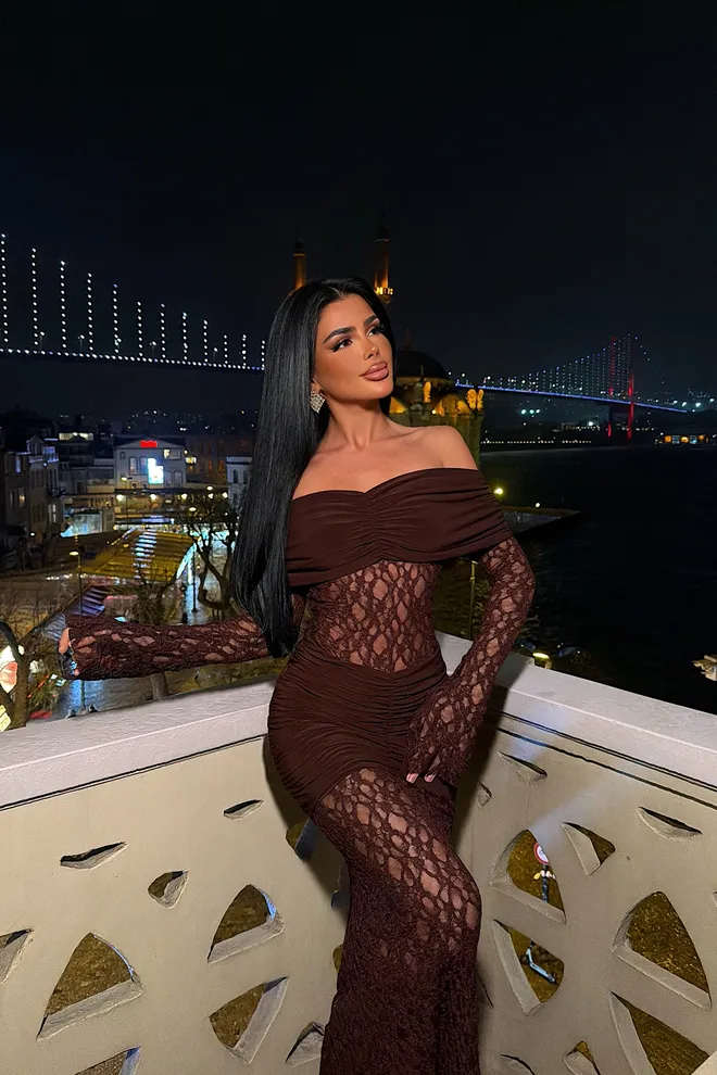 EYYO ATELIER فستان بني جنسي رائع بريق رسمي بوديكون ملابس بالجملة جنسي