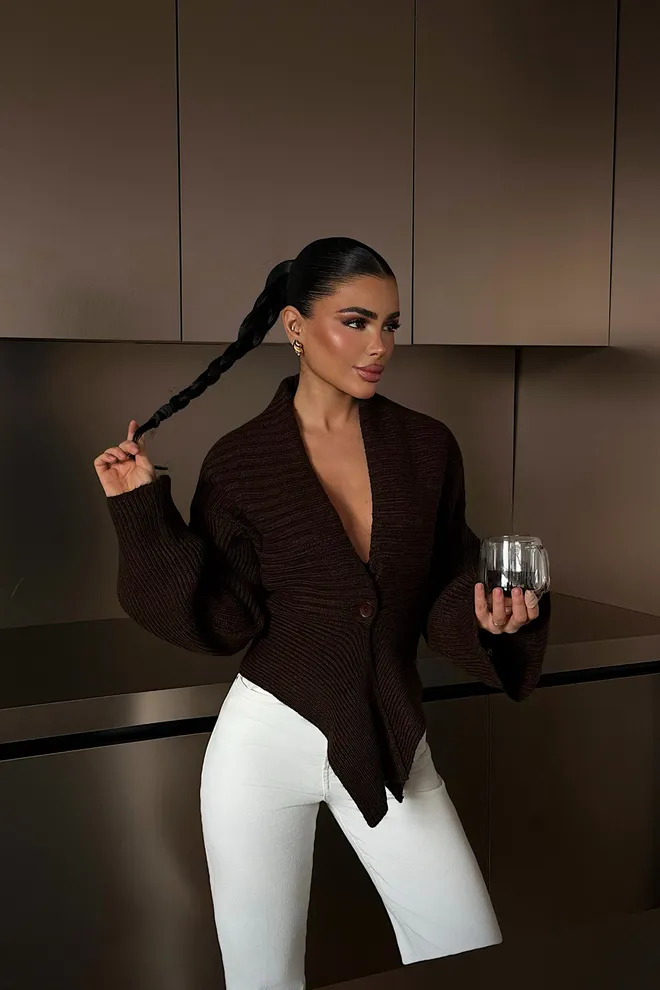 EYYO ATELIER Браон Слим Фит Секси Кардиган Са Дугмадима Велепродаја одеће Неформалан