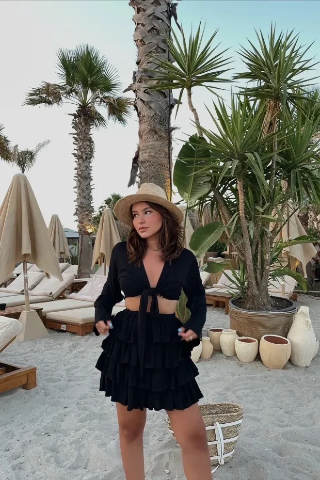 EYYO ATELIER Μίνι Μαύρη Φούστα Με Στρώσεις Και Μέτρια Μέση Χονδρικό εμπόριο ενδυμάτων Casual