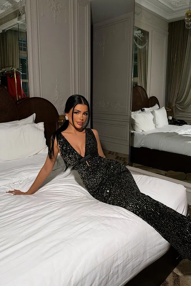 EYYO ATELIER Juoda Blizgios Seksuali Bodycon Suknelė Didmeninė prekyba drabužiais Apvali