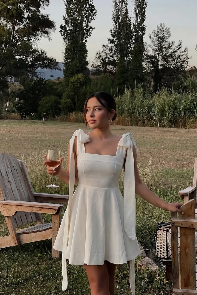 EYYO ATELIER Vestito Bianco Fit And Flare Mini Con Scollo Quadrato Abbigliamento all'ingrosso Casuale