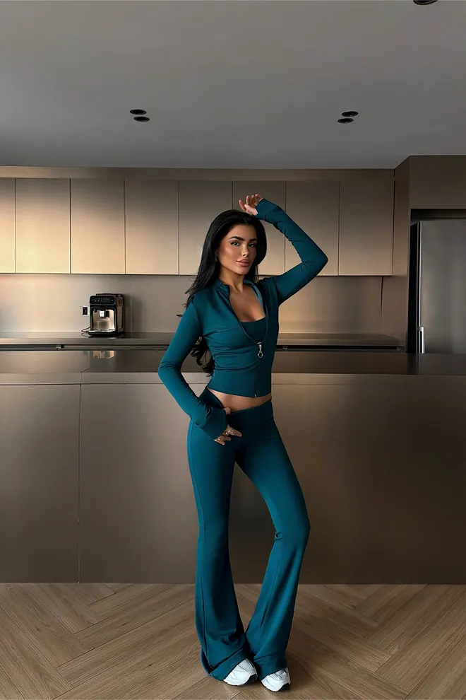 EYYO ATELIER Granatowy Zestaw Casual Sportowy Slim Fit Hurtowa sprzedaż odzieży Odpoczynek