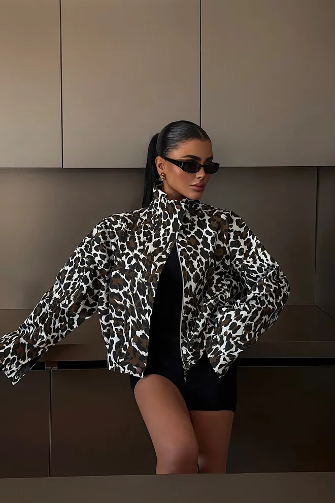 EYYO ATELIER Brązowa Oversize Streetwear Wiatrówka Kurtka Hurtowa sprzedaż odzieży Casual