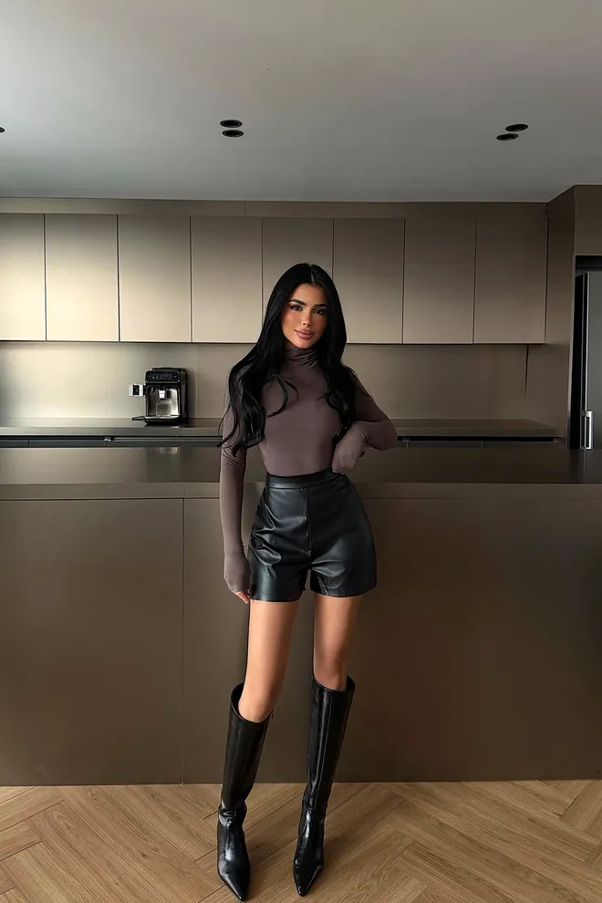 EYYO ATELIER Black Sexy Casual Elegant Streetwear Glam Bermuda Shorts Wholesale Clothing Work