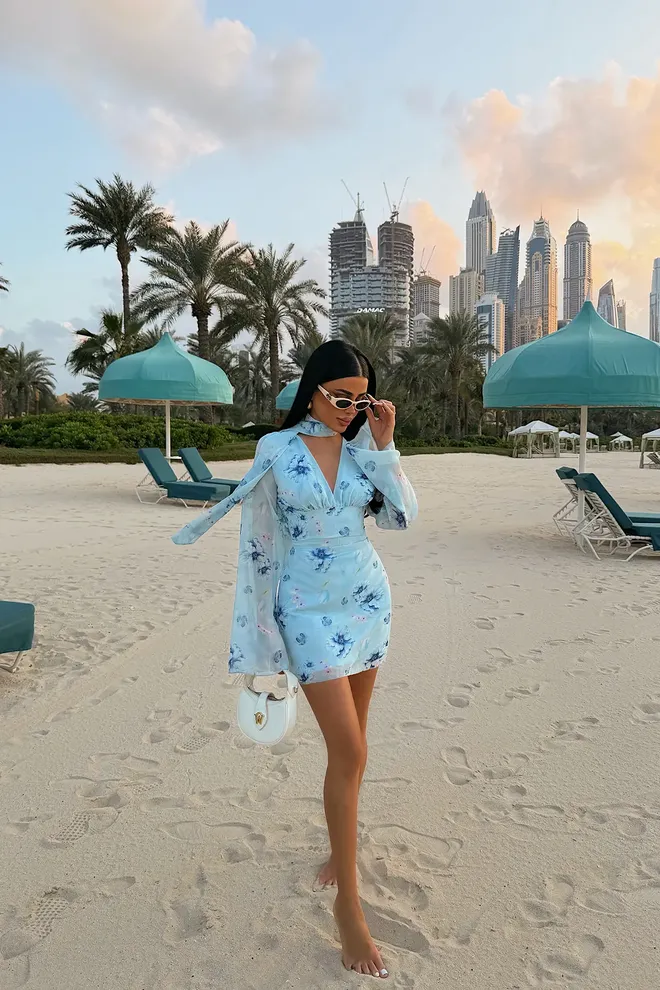 EYYO ATELIER Mavi Çiçekli Bodycon Mini Elbise Ve Çan Kol Toptan Giyim Bahar