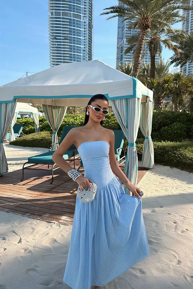 EYYO ATELIER فستان أزرق بدون حمالات بنمط أ لاين ماكسي مخطط ملابس بالجملة غير رسمي