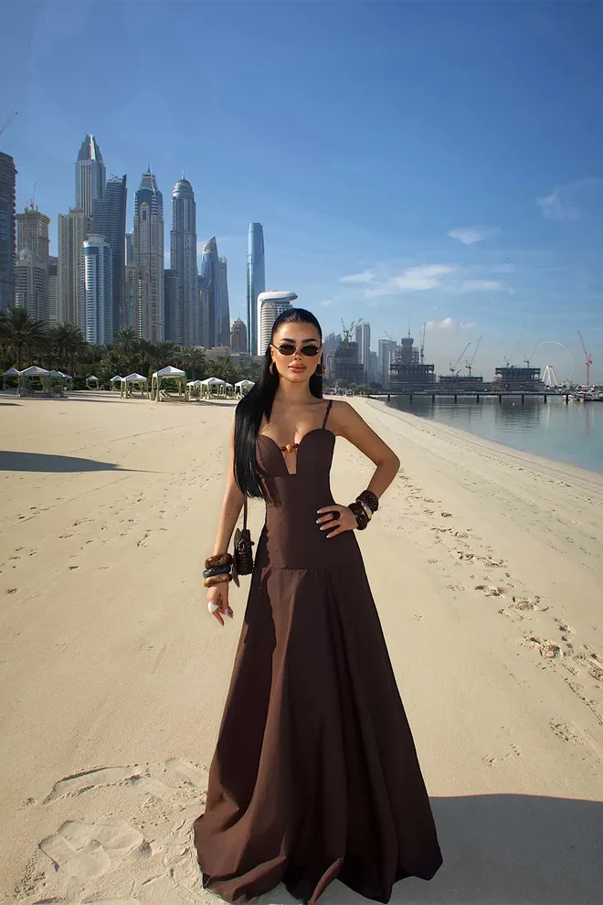 EYYO ATELIER Vestido Castanho Fit And Flare Com Decote Profundo Roupas por atacado Sensual