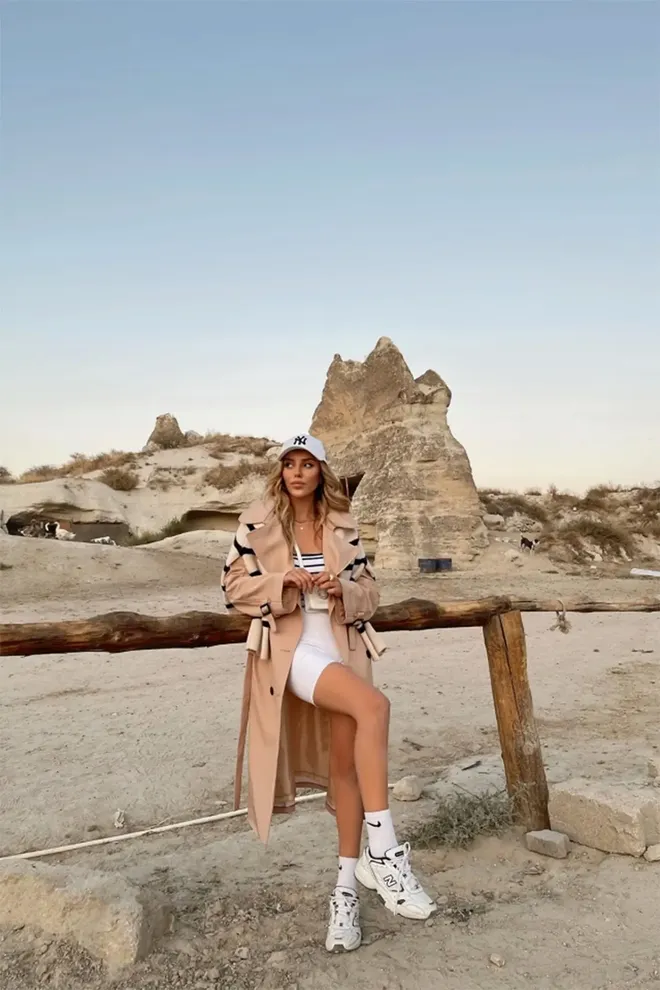 EYYO ATELIER Beige Trenchcoat Single Breasted Buttoned Casual Wholesale Clothing Spring