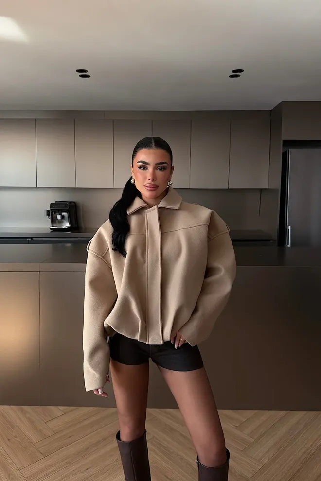 EYYO ATELIER Chaqueta Camisa De Sobrecamisa Beige Sobredimensionado Ropa al por mayor Casual