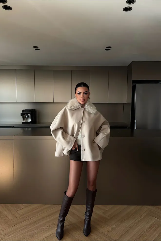 EYYO ATELIER Jaqueta Shacket Bege Com Tamanho Grande Roupas por atacado Casual