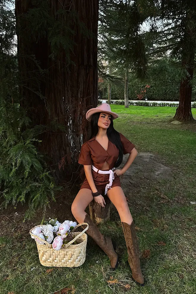 EYYO ATELIER Mono Marrón Ajustado De Corte Slim Con Botones Ropa al por mayor Casual