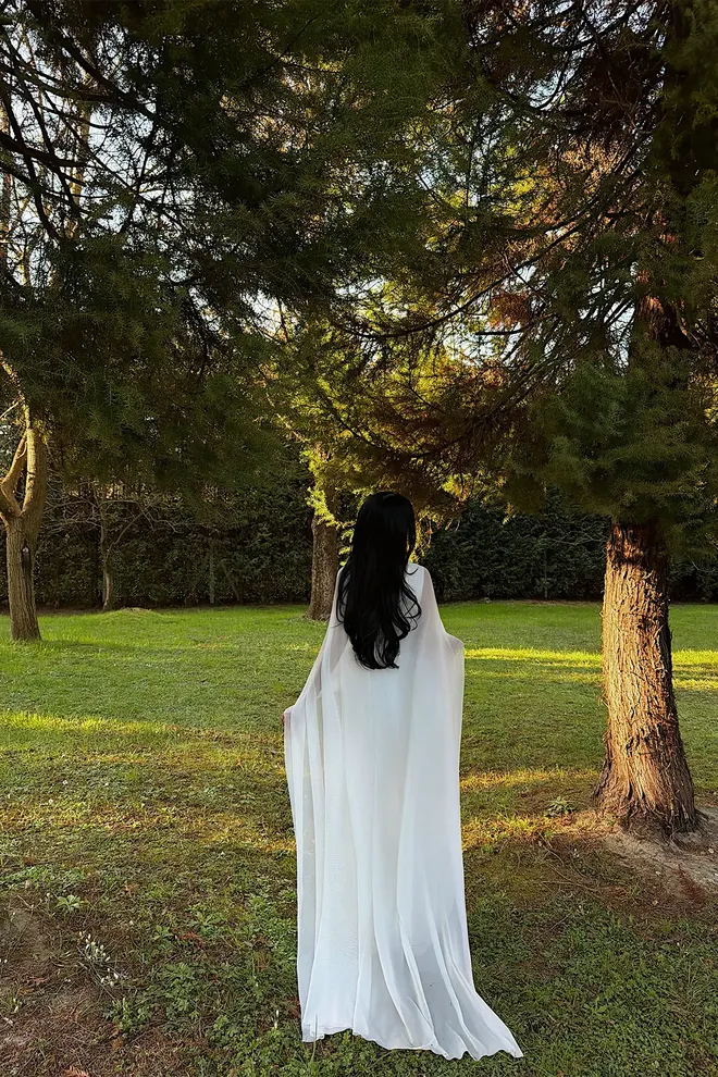 EYYO ATELIER Elegantan Bijeli A kroj S Pelerina Rukavima Veleprodaja odjeće Vintage