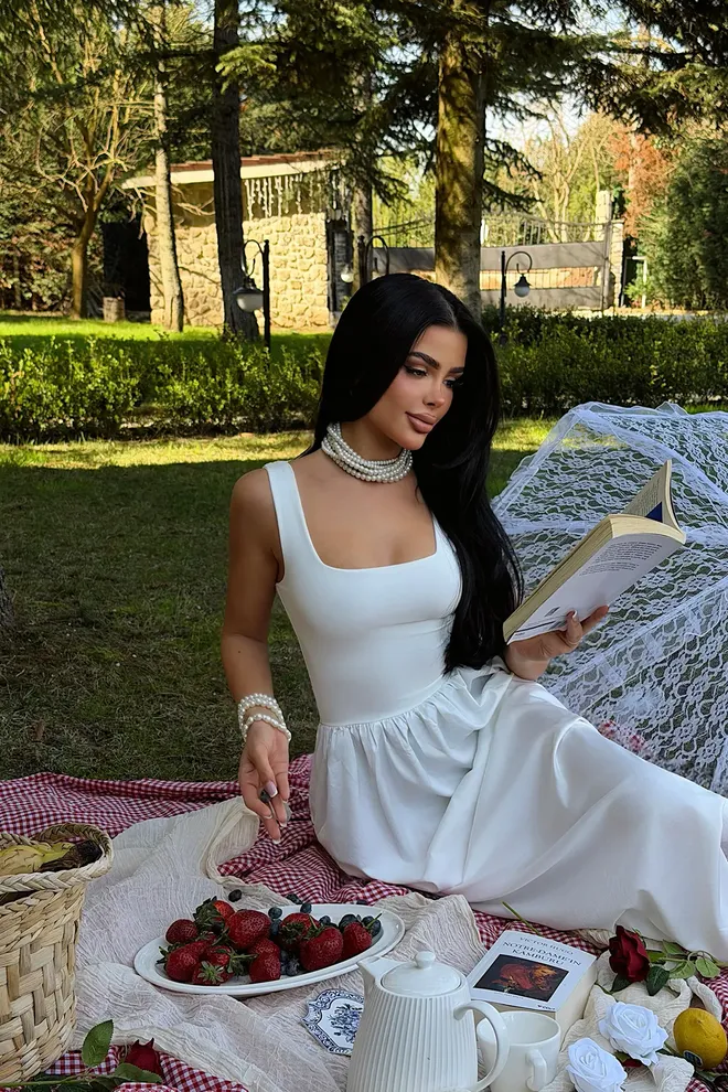 EYYO ATELIER Elegant White A Line Dress With Square Neck Wholesale Clothing 1