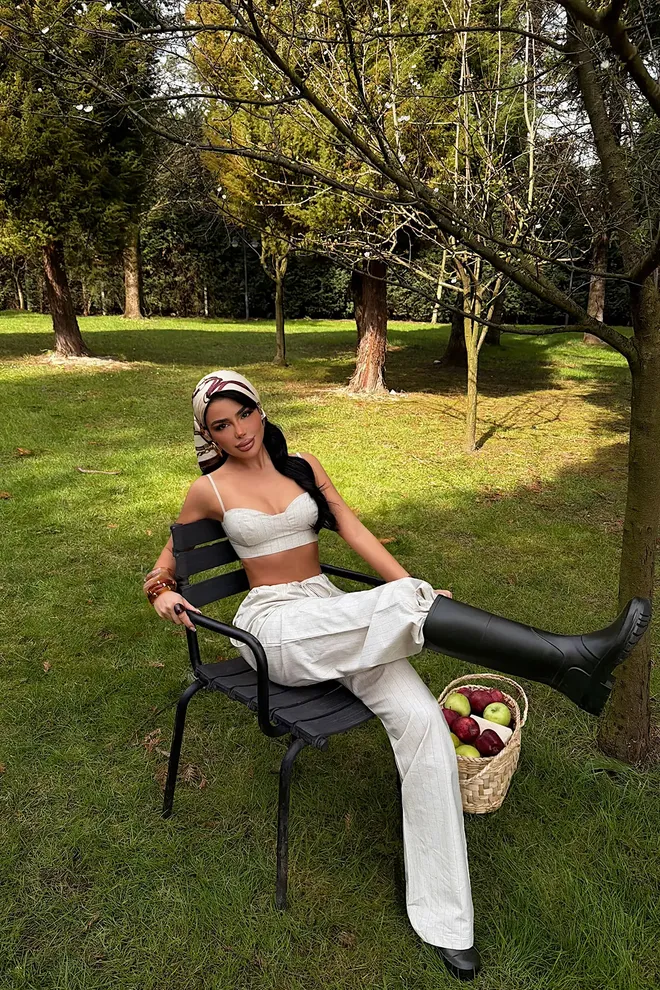 EYYO ATELIER Conjunto Casual Elegante Beige Con Pantalones De Pierna Ancha Ropa al por mayor Casual