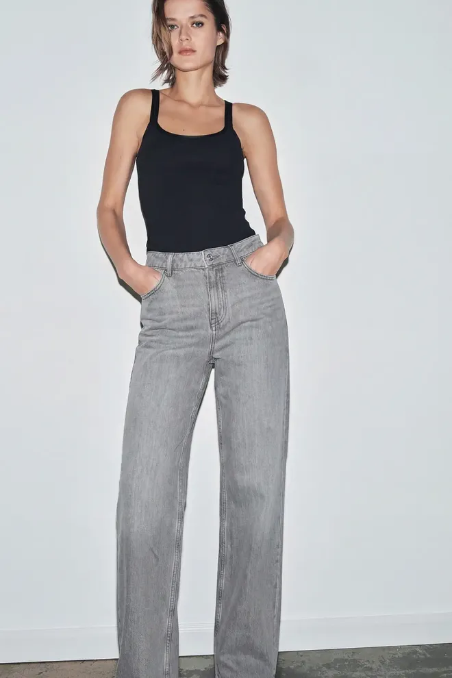 EYYO ATELIER Серые Джинсы Mom С Высокой Талией На Пуговицах И Прямыми Штанинами Оптовая продажа одежды Повседневный