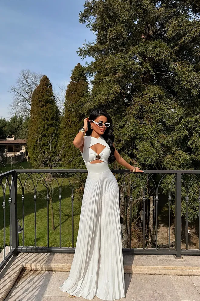 EYYO ATELIER Witte Slim Fit Mouwloze Elegante Jumpsuit Groothandel Kleding Lente