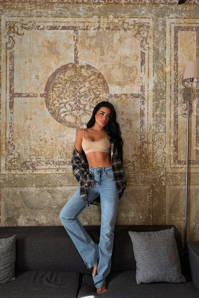 EYYO ATELIER Pantaloni Mom Blu Con Vita Alta E Chiusura Con Bottoni Abbigliamento all'ingrosso Casuale