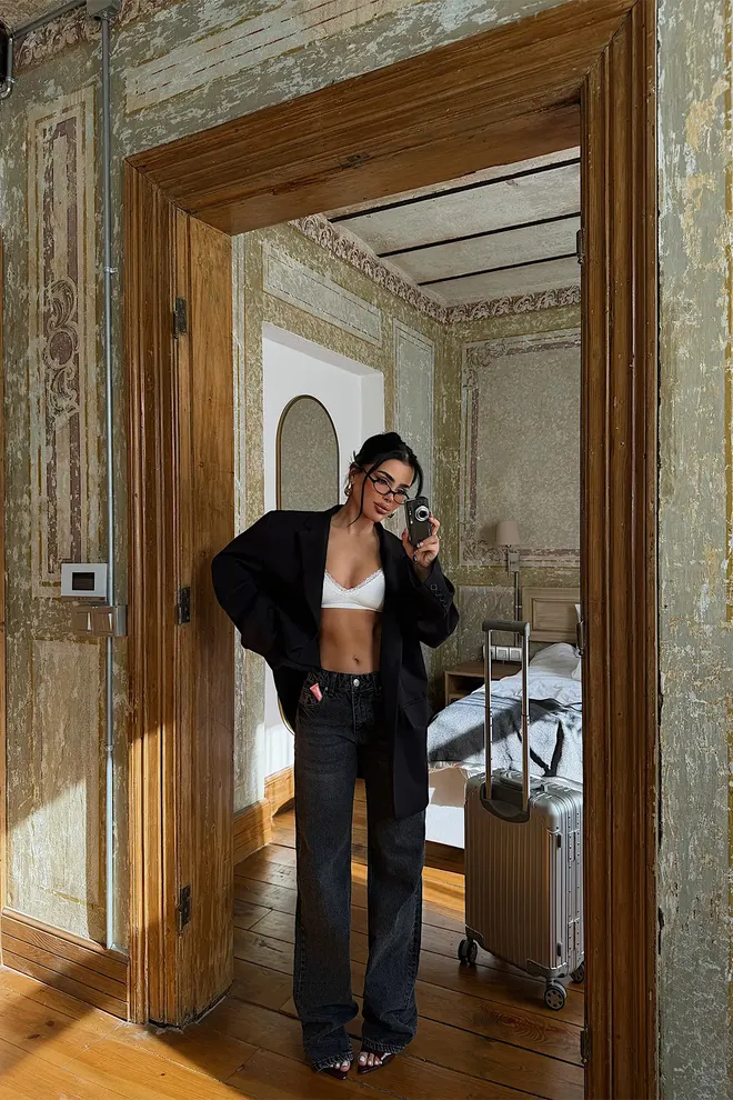 EYYO ATELIER Black Mom Jeans Wide Leg Buttoned Closure Wholesale Clothing 1