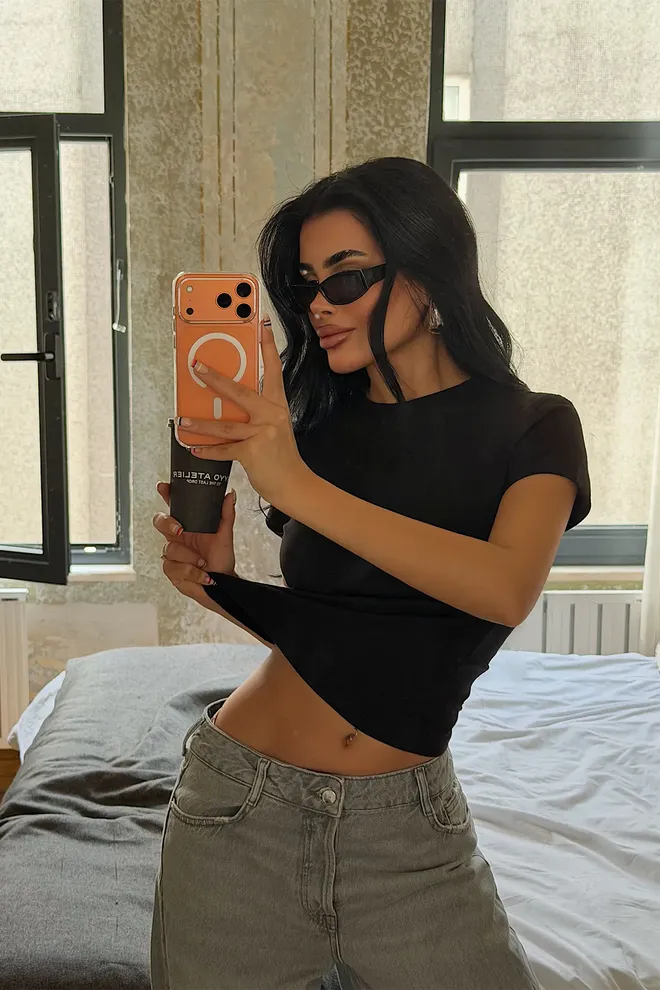 EYYO ATELIER Čierna Priliehavá Krátka Košeľa Na Každý Deň Veľkoobchod s oblečením Neformálny