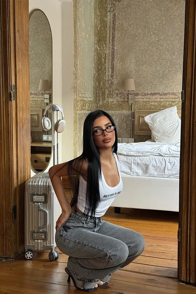 EYYO ATELIER Grey Casual Streetwear Sexy Mom Jeans Wholesale Clothing 1