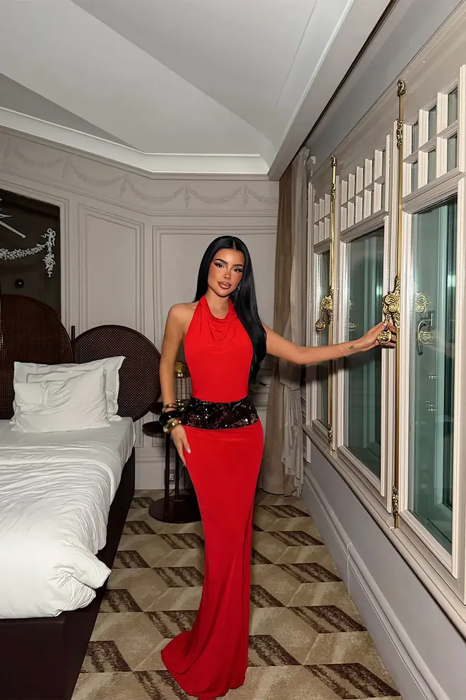 EYYO ATELIER Red Sleeveless Halter Neck Slip Dress With Cap Sleeve Wholesale Clothing 1