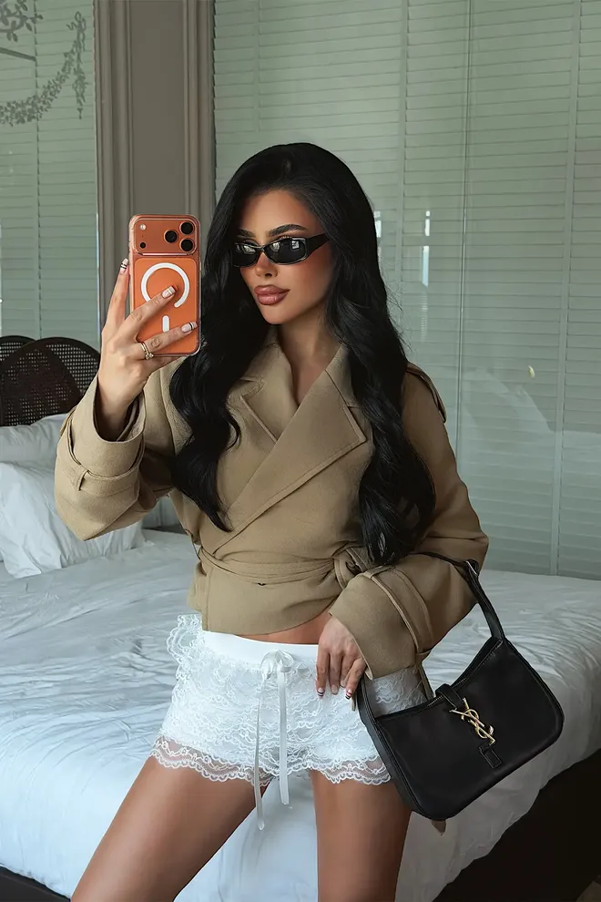 EYYO ATELIER Białe Seksowne Casual Eleganckie Szorty Dresowe Hurtowa sprzedaż odzieży Casual