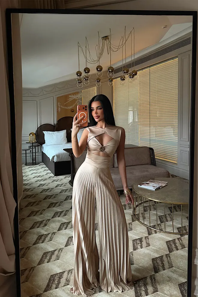 EYYO ATELIER Tuta Intera Beige Slim Fit Elegante Glamour Abbigliamento all'ingrosso Sexy